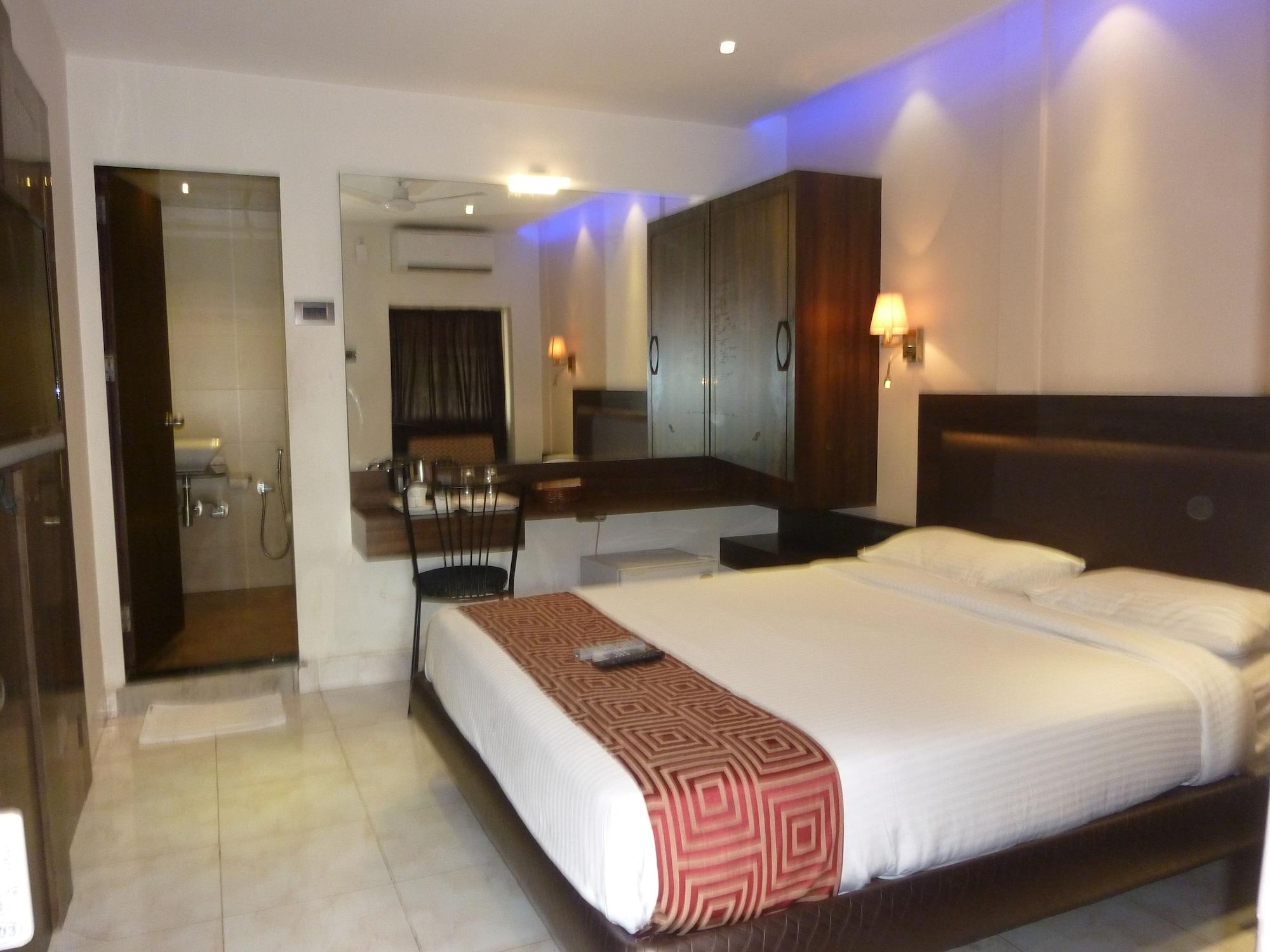 Hotel New Bengal Мумбай Екстериор снимка