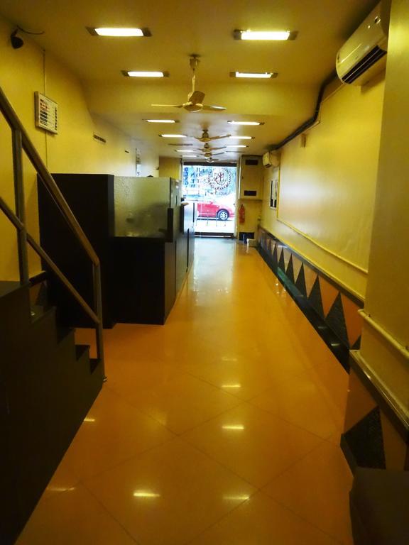 Hotel New Bengal Мумбай Екстериор снимка