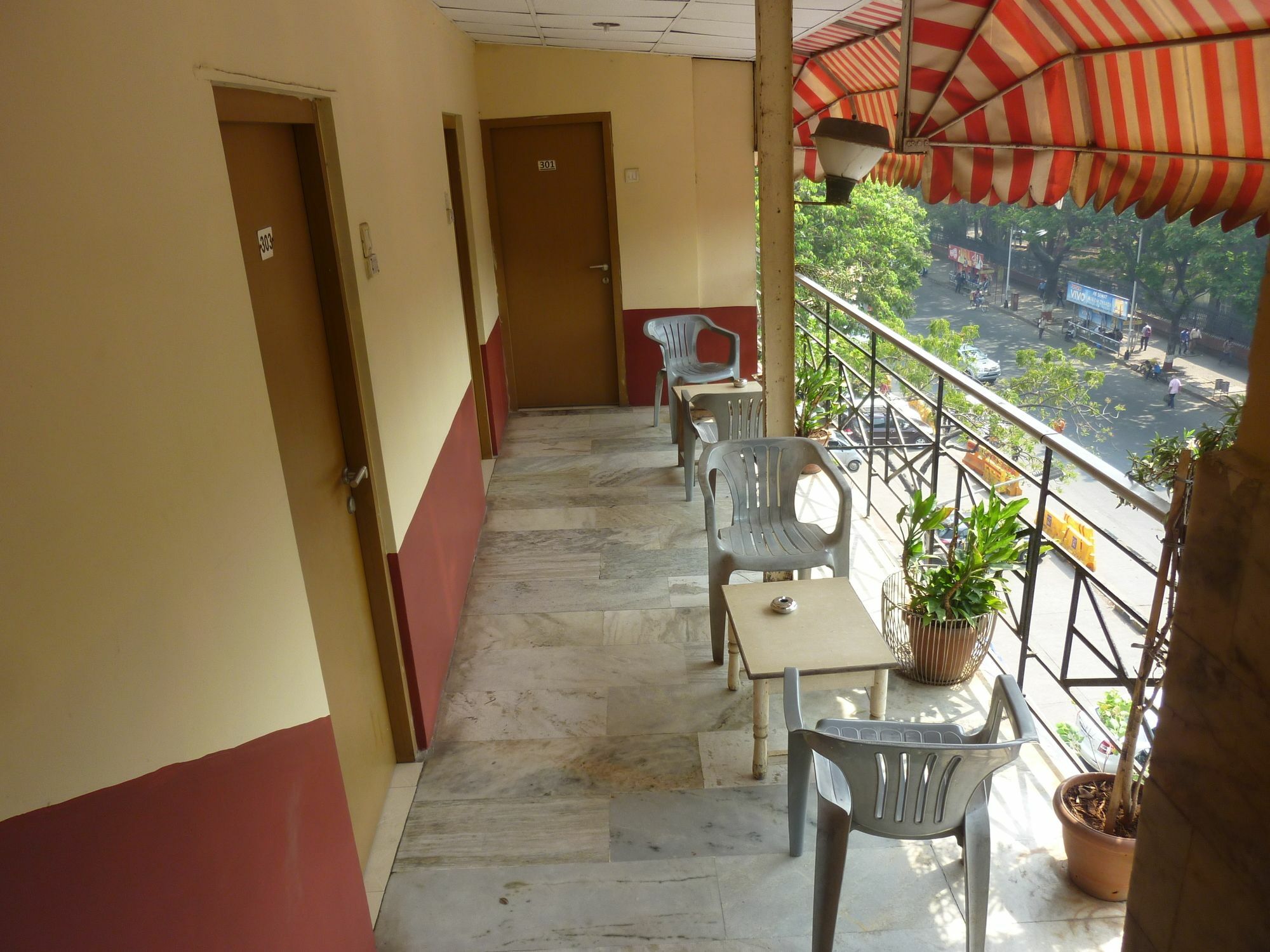 Hotel New Bengal Мумбай Екстериор снимка